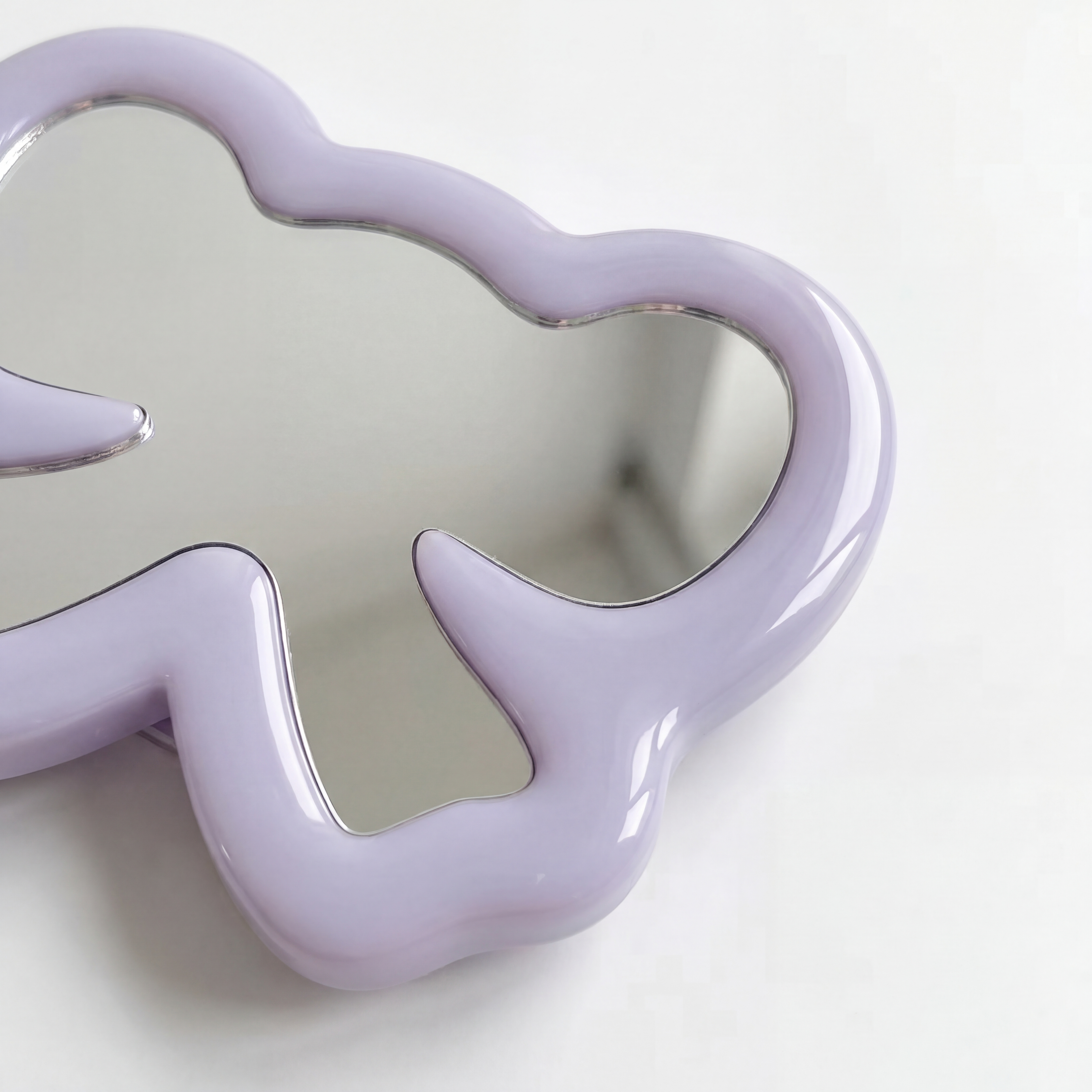 Floral & Bow-Mirror MagSafe Phone Case